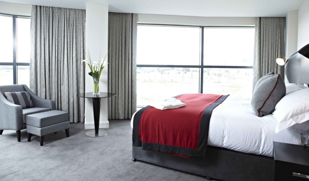 MODERN AND STYLISH HOTEL CURTAINS BY DLINDS SHO DUBAI-FREE INSTALLTION
