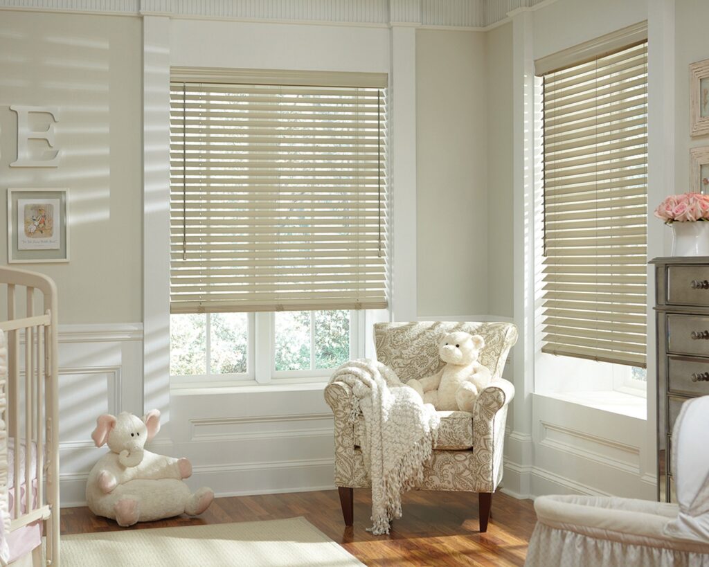 WHITE WOODEN VENETIAN BLINDS FOR KIDSROOM BY DLINDS SHOP DUBAI-FREE VISIT