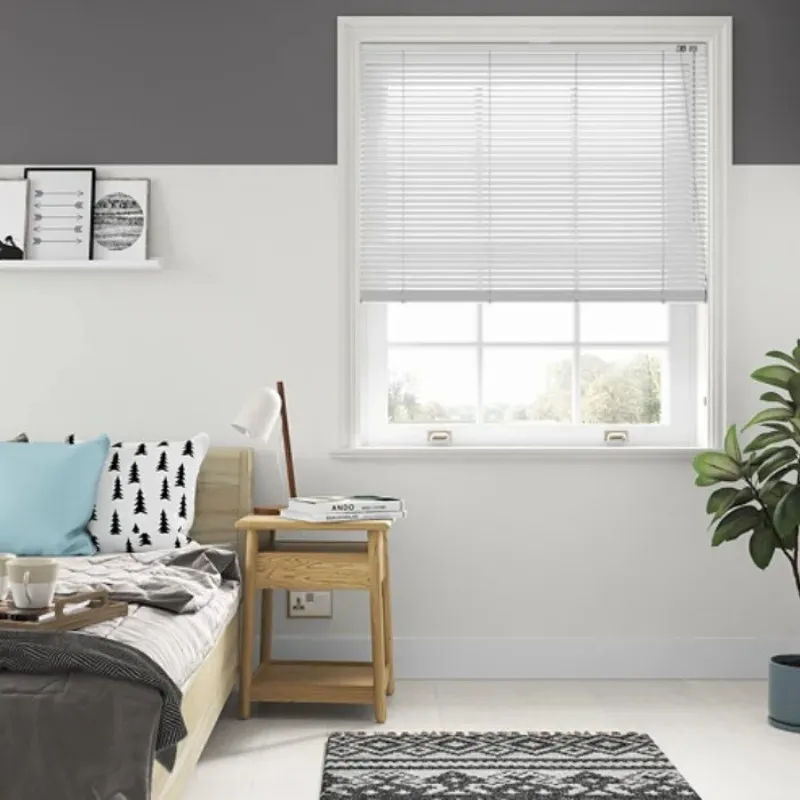 Venetian Window Blinds in Mirdif